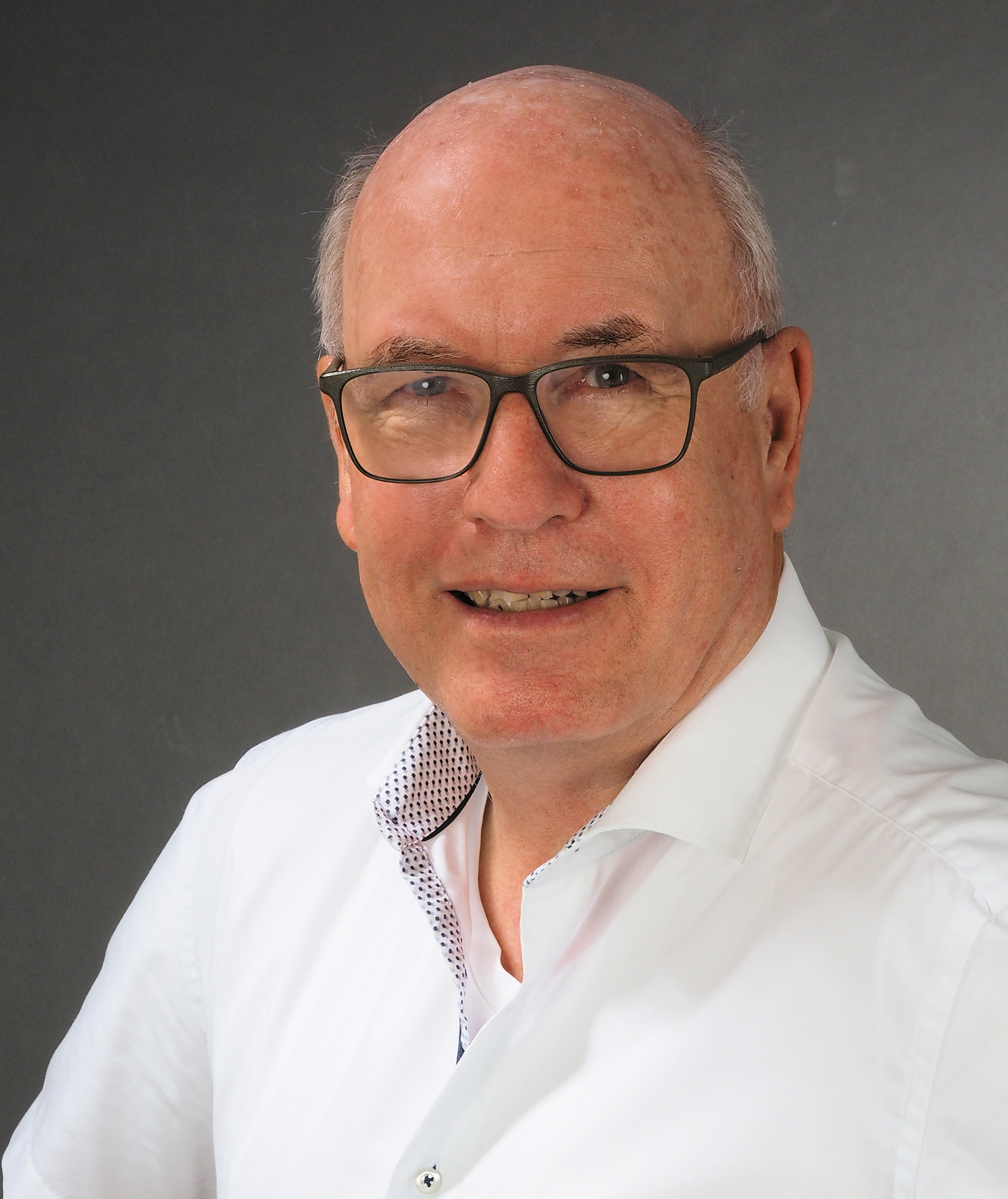 Dr. Jörg Baumgärtner - CEO, Founder